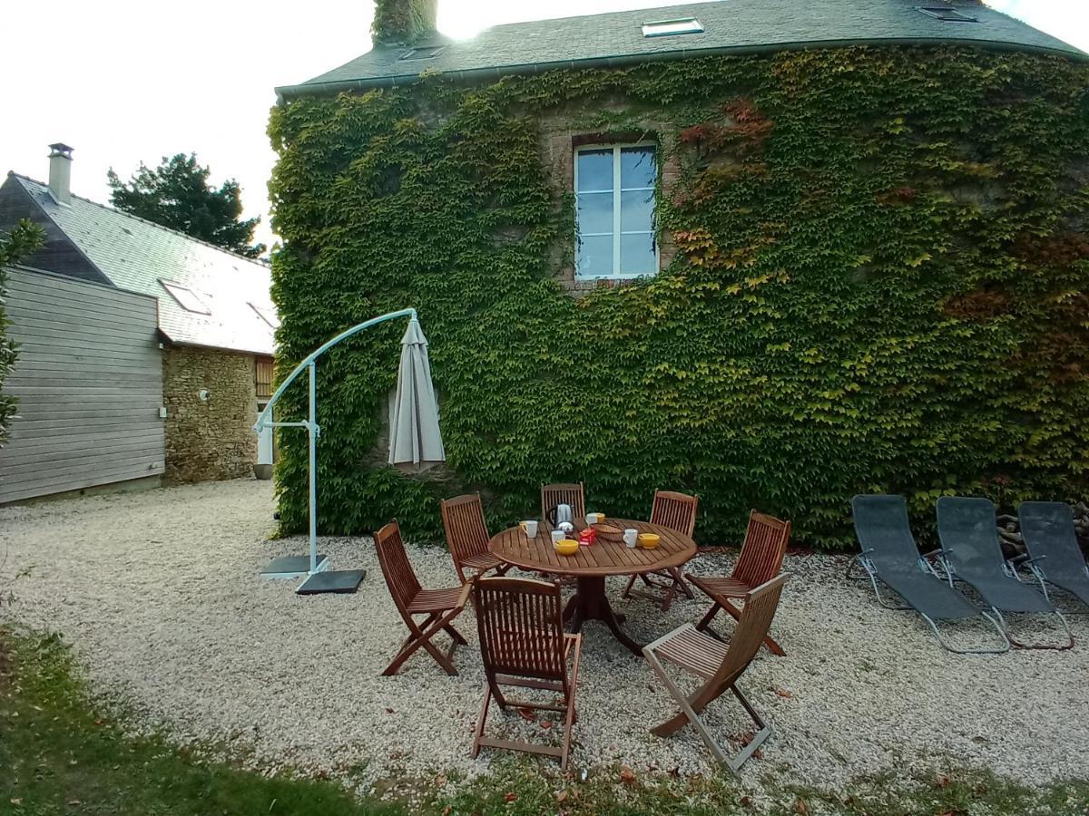 Vila Domaine Des Tisseys Vue Sur Le Mont St Michel Dragey Exteriér fotografie